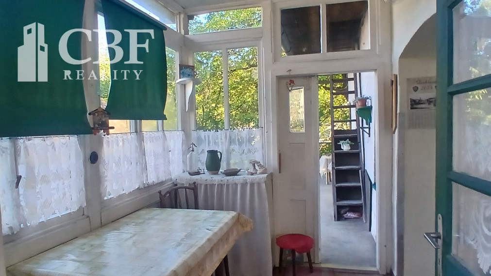 Na Predaj! Útulný banícky domček so záhradkou v Dobšinej.