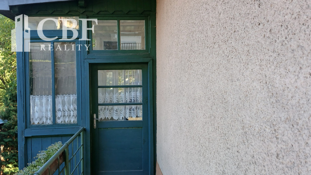 Na Predaj! Útulný banícky domček so záhradkou v Dobšinej.