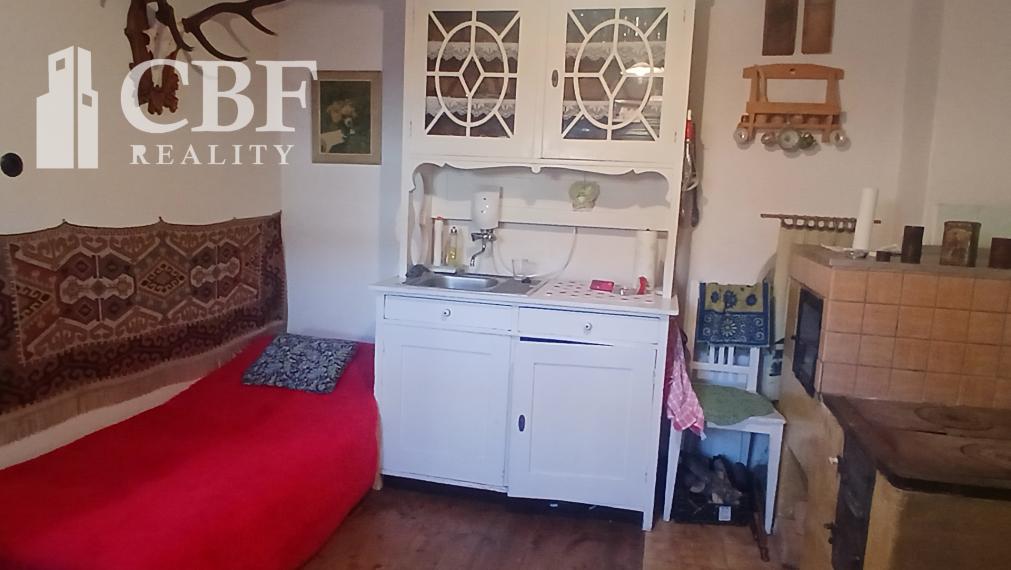 Na Predaj! Útulný banícky domček so záhradkou v Dobšinej.