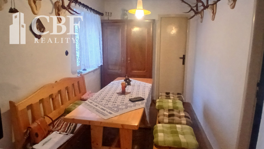 Na Predaj! Útulný banícky domček so záhradkou v Dobšinej.