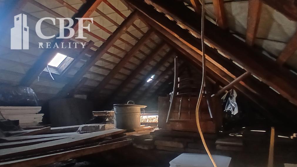 Na Predaj! Útulný banícky domček so záhradkou v Dobšinej.