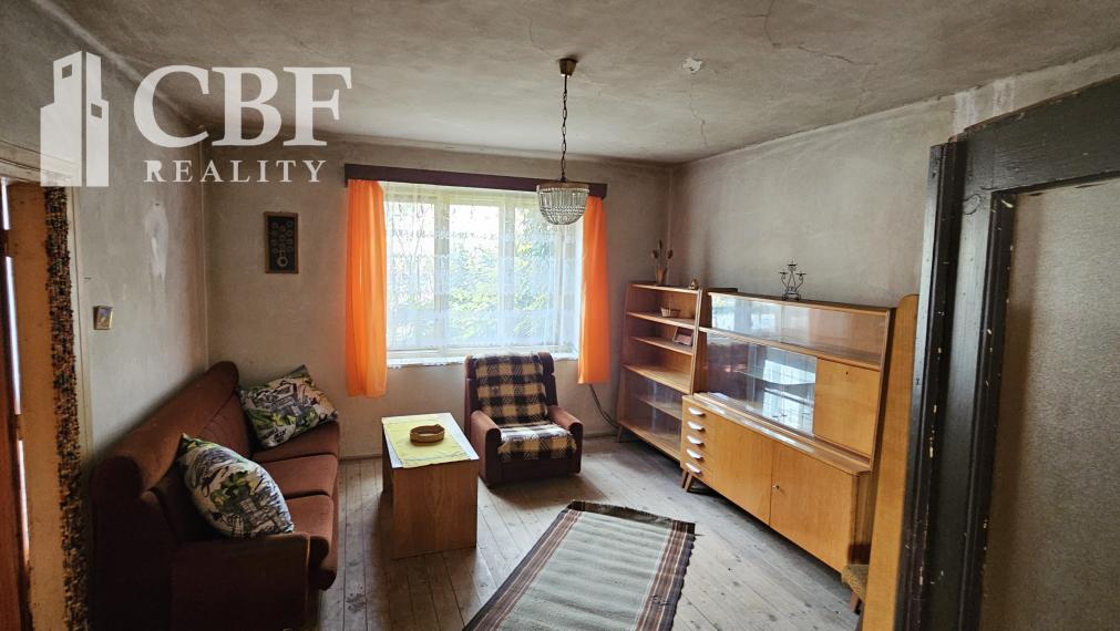 Na predaj dom so stavebným  pozemok  v malebnej obci Ardovo