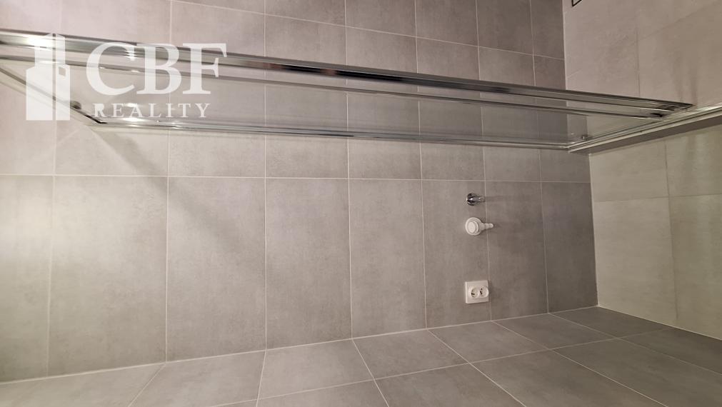 1-IZBOVÝ BYT S DVOMI LOGGIAMI NA PRENÁJOM