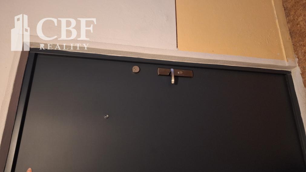 1-IZBOVÝ BYT S DVOMI LOGGIAMI NA PRENÁJOM