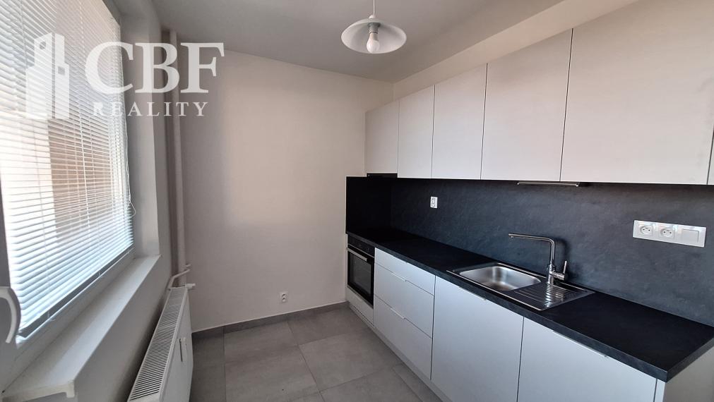 1-IZBOVÝ BYT S DVOMI LOGGIAMI NA PRENÁJOM !