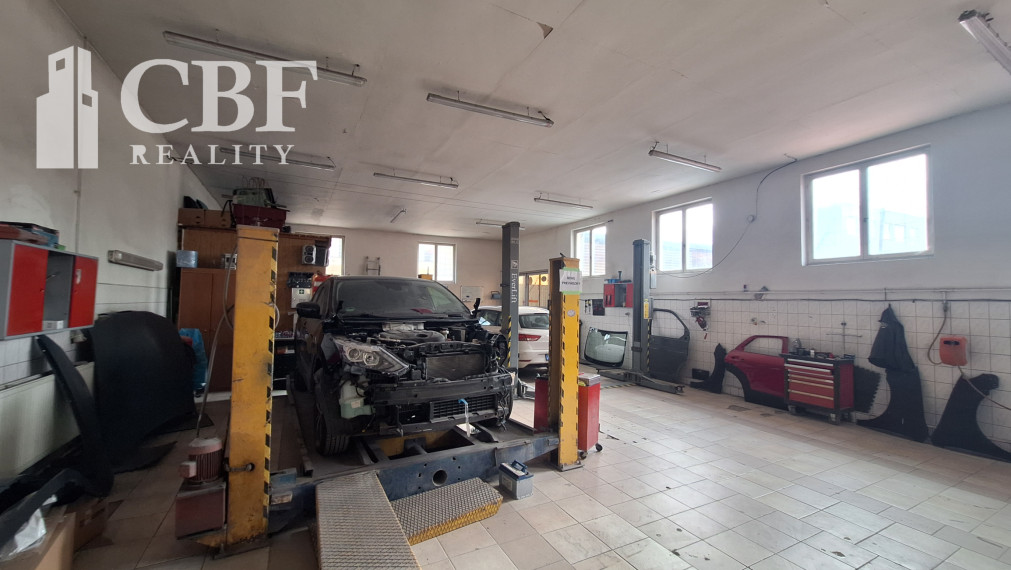 OBJEKT V CENTRE MESTA ROŽŇAVA NA PREDAJ !