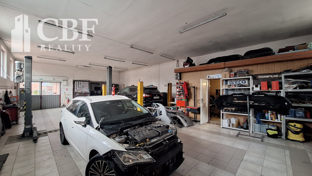 OBJEKT V CENTRE MESTA ROŽŇAVA NA PREDAJ !