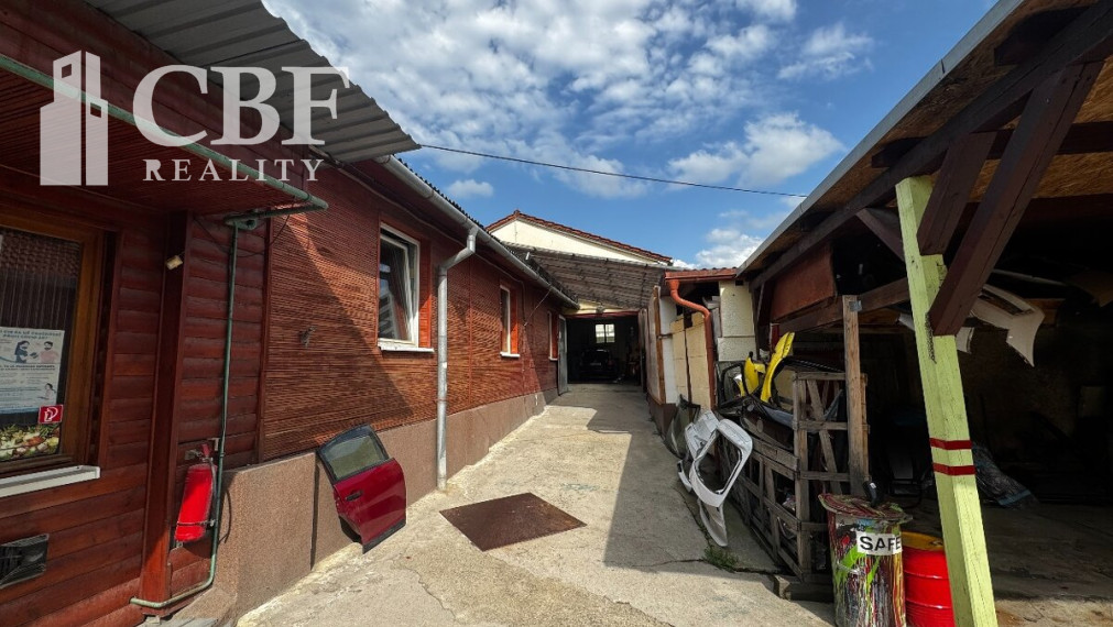 OBJEKT V CENTRE MESTA ROŽŇAVA NA PREDAJ !