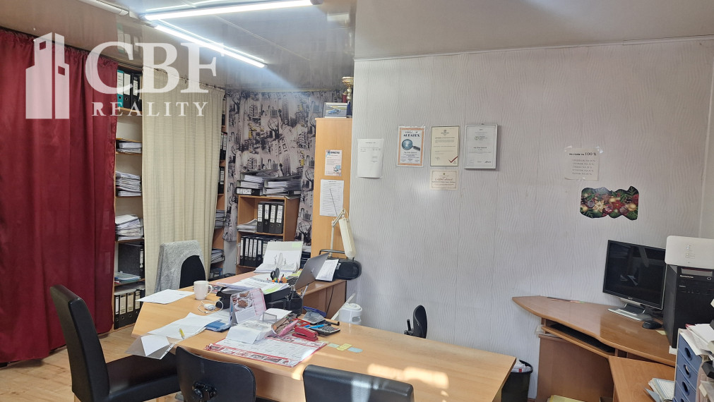 OBJEKT V CENTRE MESTA ROŽŇAVA NA PREDAJ !