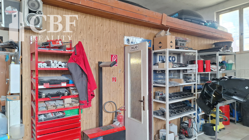 OBJEKT V CENTRE MESTA ROŽŇAVA NA PREDAJ !