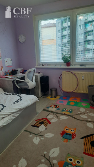 3-IZBOVÝ BYT NA PRENÁJOM EDELÉNYSKA ULICA ROŽŇAVA