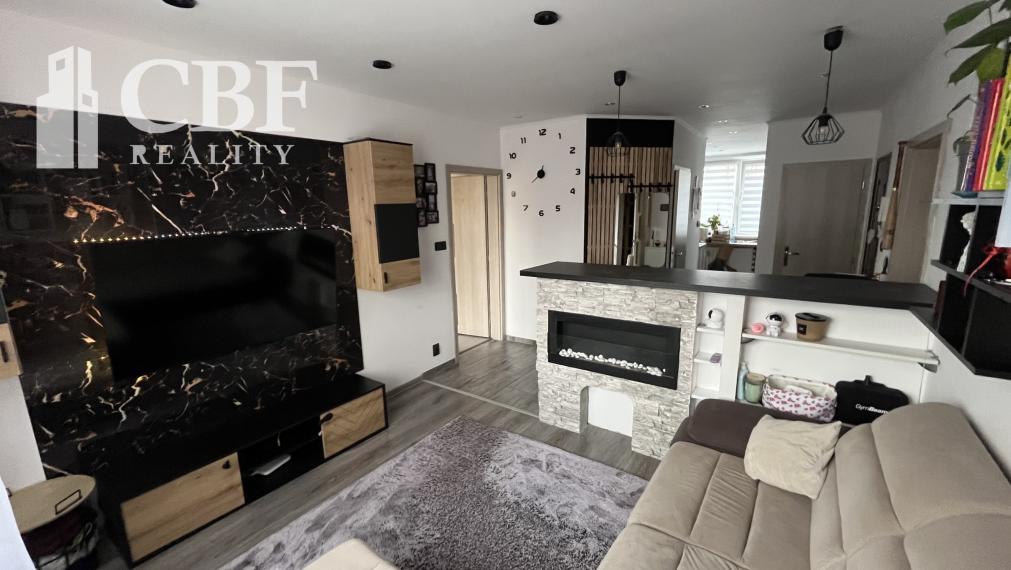 Na predaj 3-izbový byt s balkónom na Zakarpatskej ulici