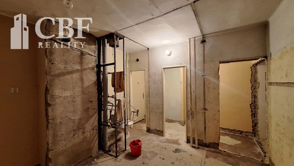 2-IZBOVÝ BYT S BALKÓNOM NA PREDAJ V ROŽŇAVE