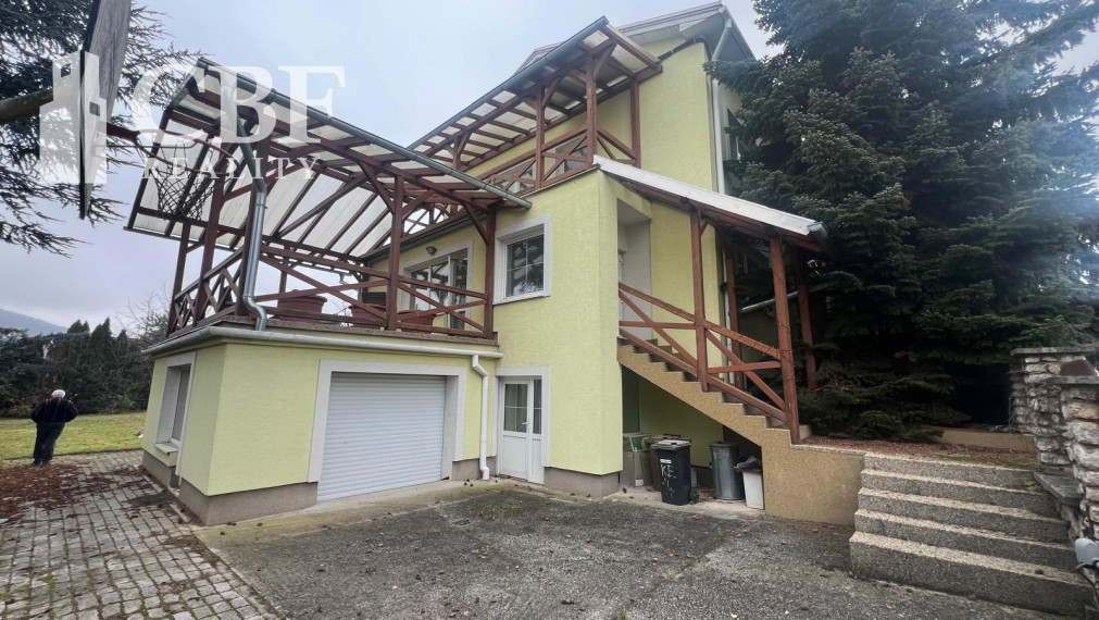 Na prenájom dom  na ulici Tehelná