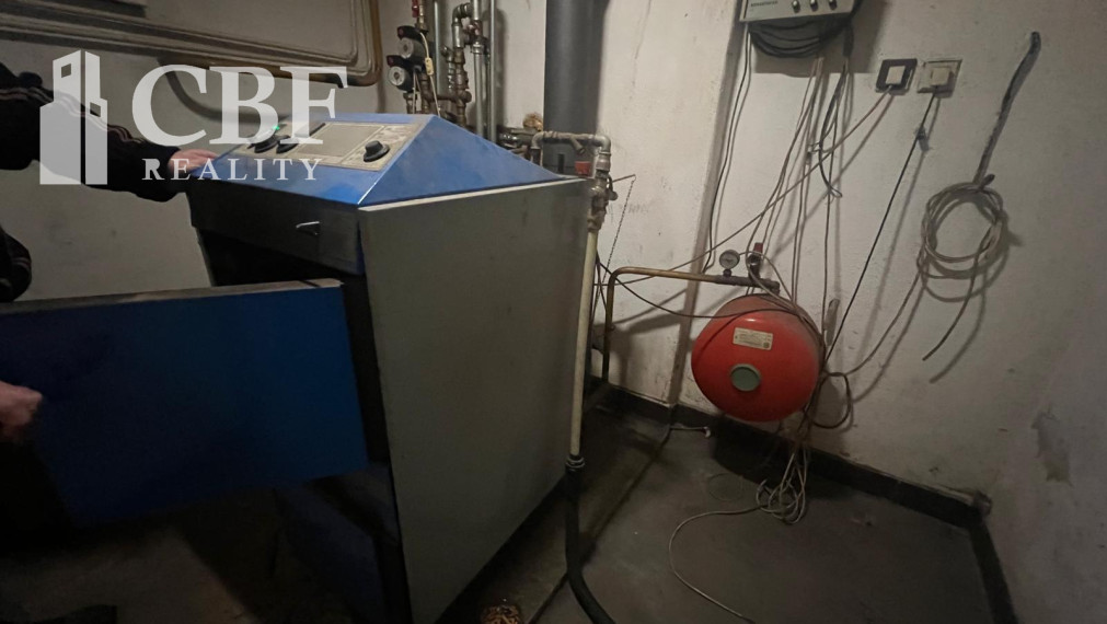 Na prenájom dom  na ulici Tehelná