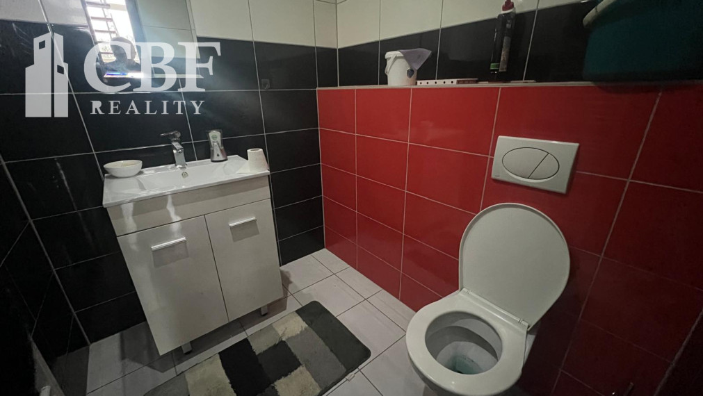 Na prenájom dom  na ulici Tehelná