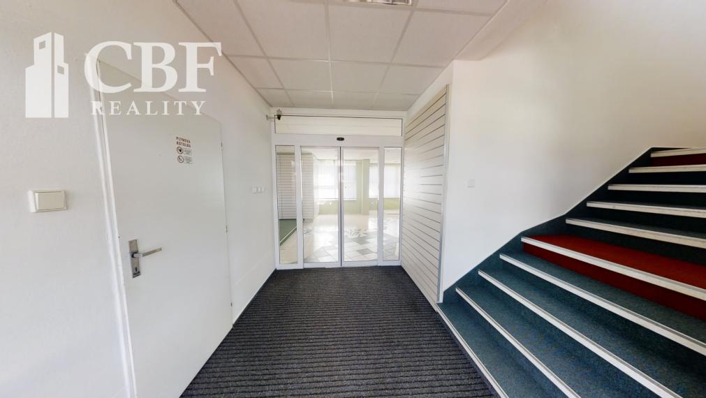 Podnikajte vo veľkom – 120m² priestoru na prenájom v Poprade
