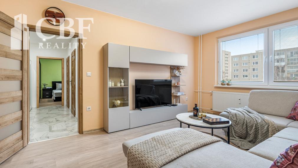 PREDAJ Kompletné zrekonštruovaný a zariadený 2i byt s balkónom – Poprad