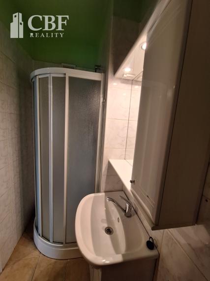 ZNÍŽENÁ CENA ! 2 - IZBOVÝ BYT NA PREDAJ V MESTE DOBŠINÁ !