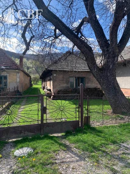 Na predaj VIDIECKY DOMČEK v pôvodnom stave v Nadabulej