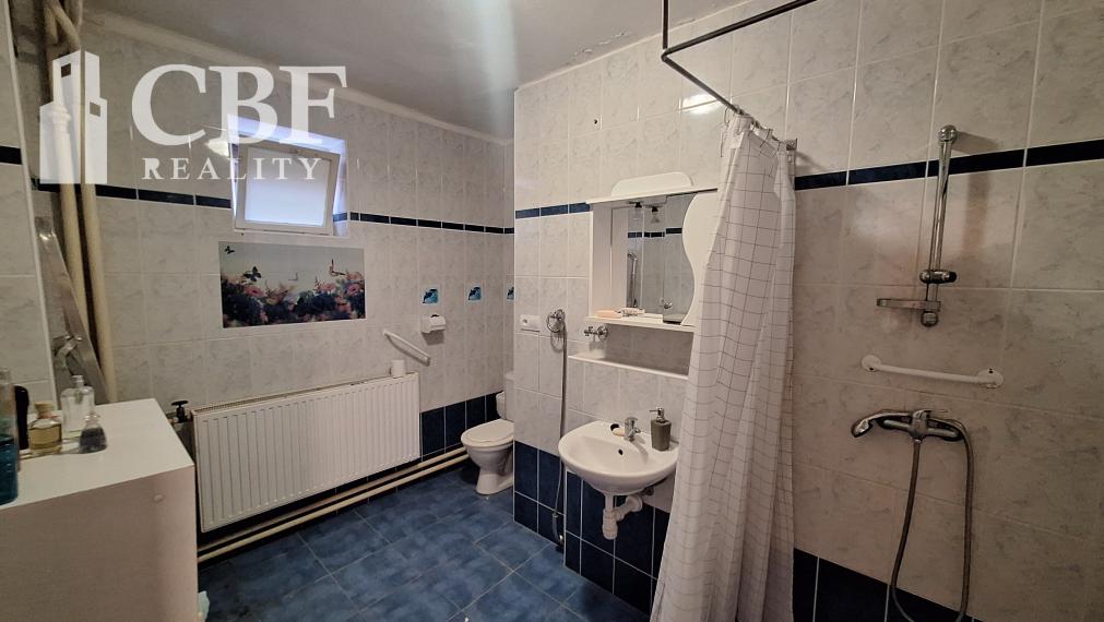 ZNÍŽENÁ CENA ! RODINNÝ DOM NA PREDAJ V OBCI LIPOVNÍK !