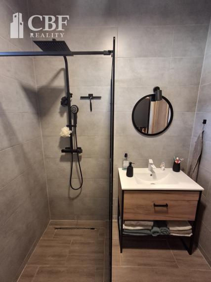 NOVOSTAVBA RODINNÉHO DOMU NA PREDAJ V ROŽŇAVE !