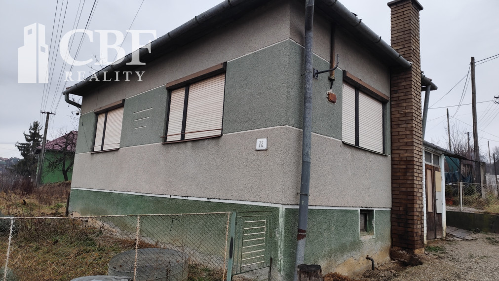 Čoltovo- rodinný dom na predaj s pozemkom 900 m2