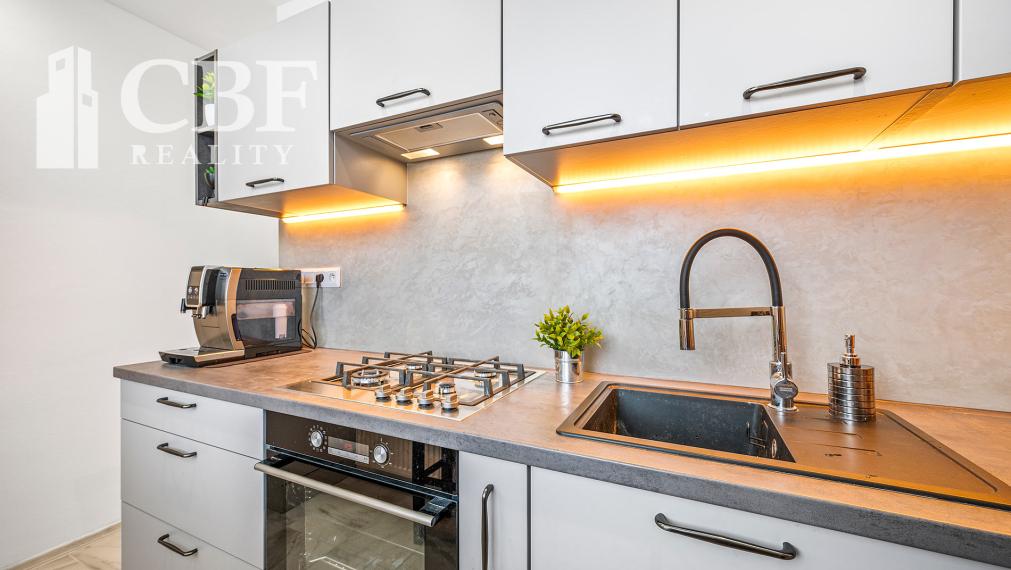 REZERVOVANÉ/Kompletné zrekonštruovaný a zariadený 2i byt s balkónom – Poprad