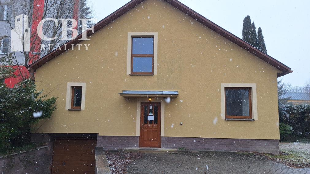 RODINNÝ DOM NA PREDAJ ROŽŇAVA !