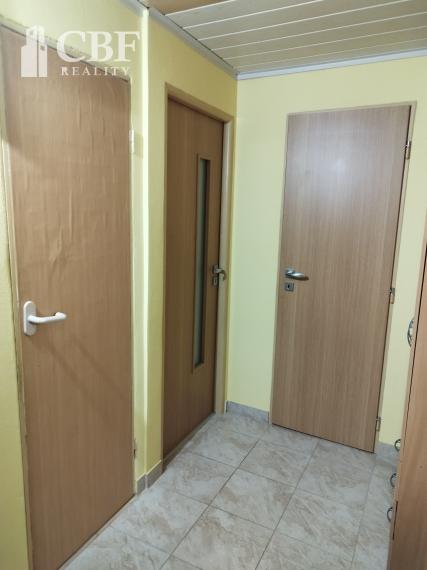 Na predaj 3-izbový byt v tichej lokalite v Rožňave