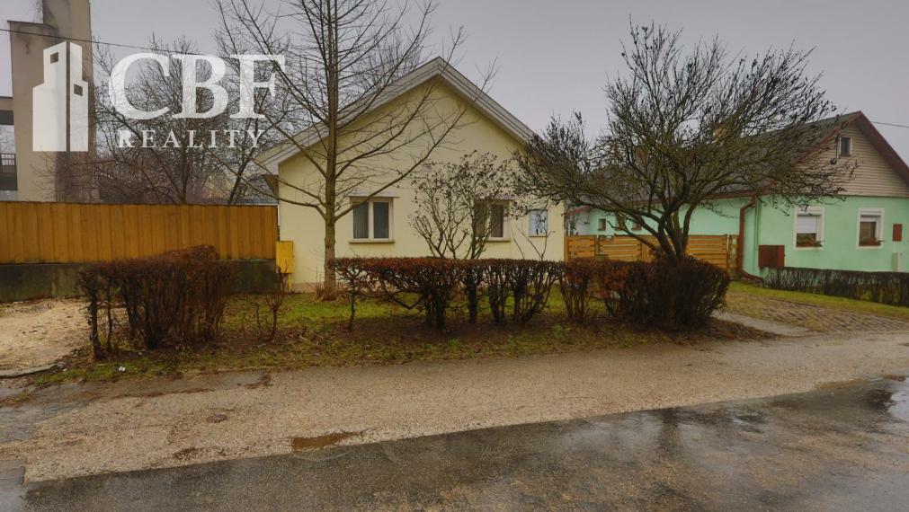 Na predaj útulný rodinný dom v Rožňave kúsok od centra.