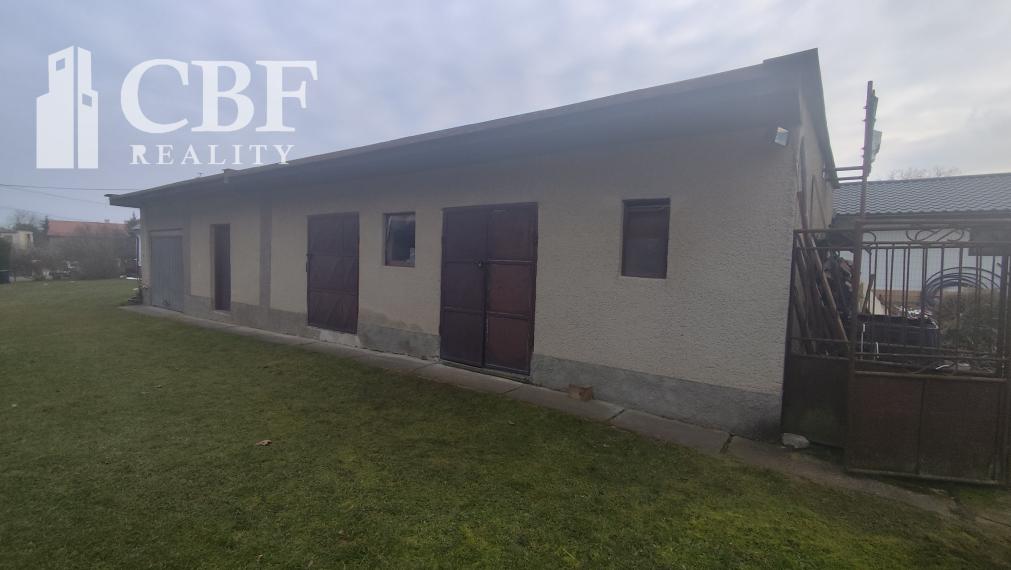 Tomášovce-  dom na predaj s veľkým pozemkom