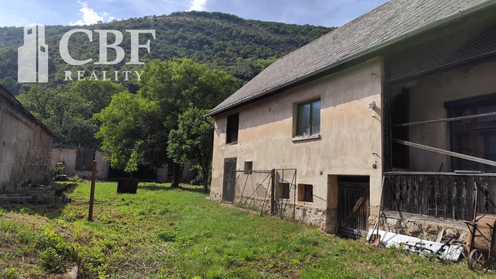 Rodinný dom na predaj v Slavci