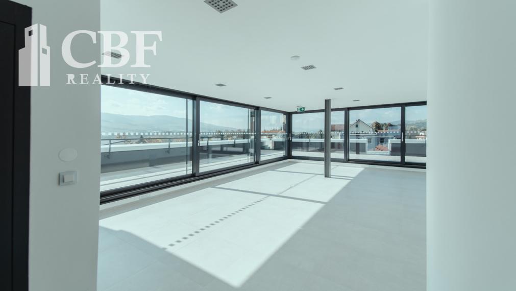 Reprezentatívne priestory pre sídlo firmy v centre Námestova