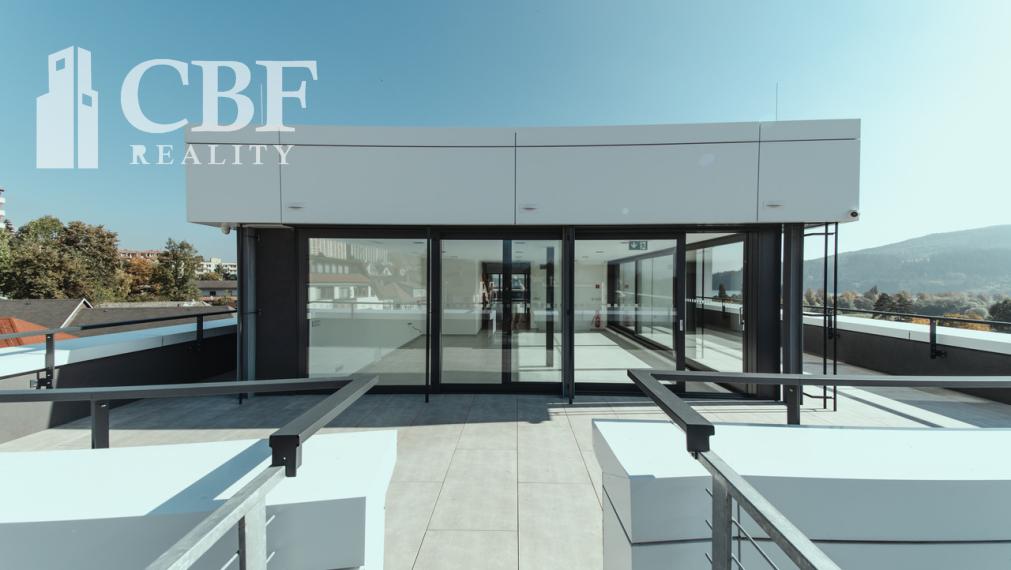 Reprezentatívne priestory pre sídlo firmy v centre Námestova