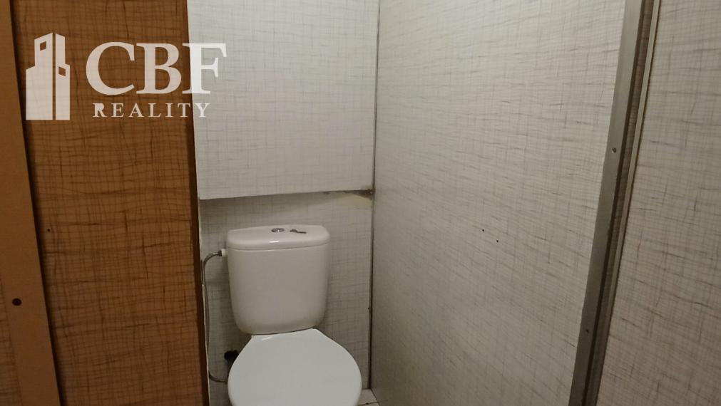 Na predaj 1-izbový byt s 2 balkónmi  v pôvodnom stave.