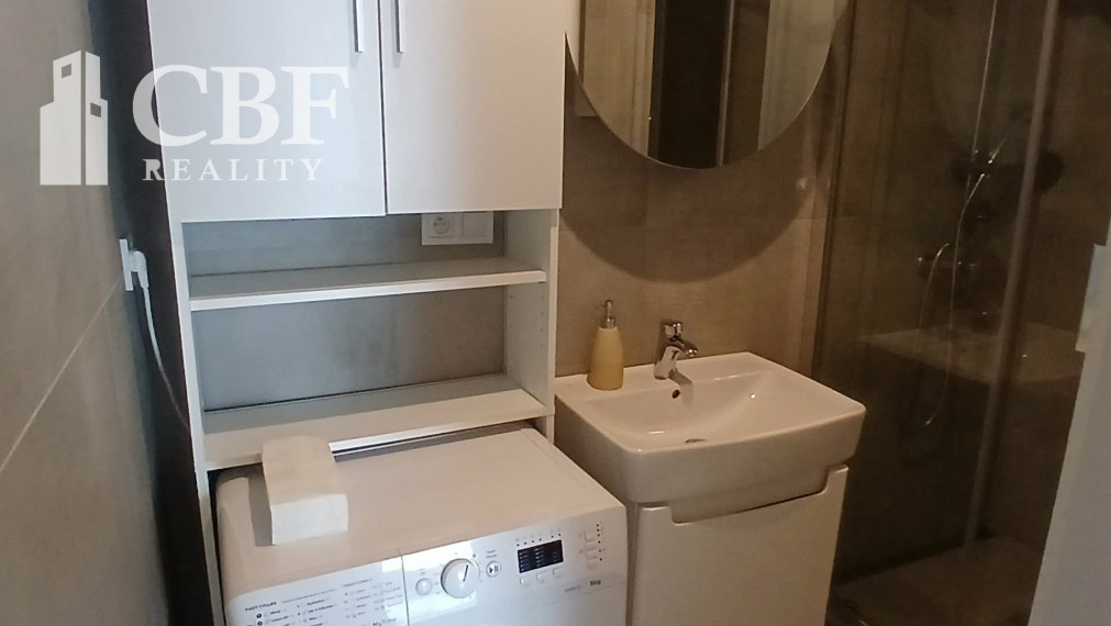 NA PREDAJ 3-IZBOVÝ BYT RENOVOVANÝ, VARGOVÉ POLE - ROŽŇAVA