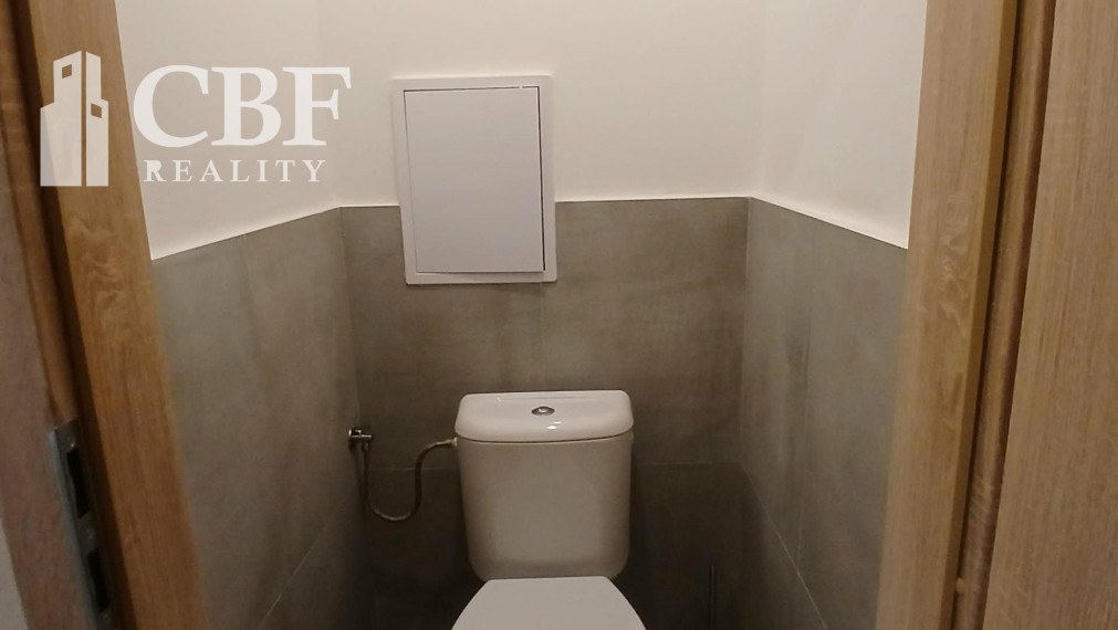 NA PREDAJ 3-IZBOVÝ BYT RENOVOVANÝ, VARGOVÉ POLE - ROŽŇAVA