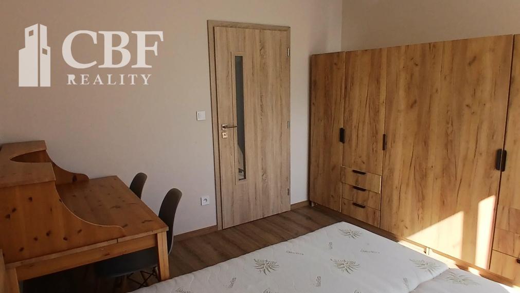 NA PREDAJ 3-IZBOVÝ BYT RENOVOVANÝ, VARGOVÉ POLE - ROŽŇAVA