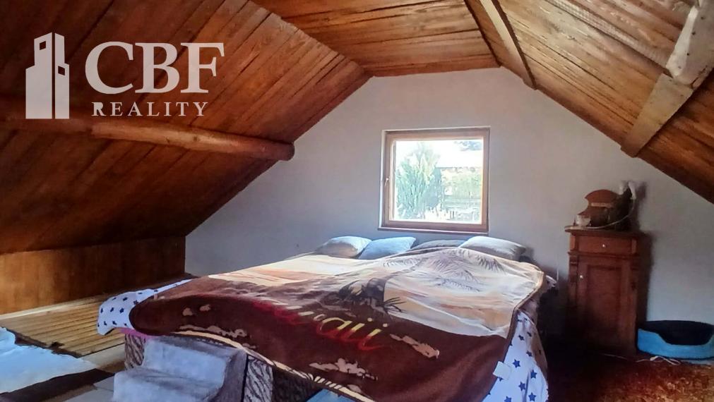 Exkluzívne na predaj- Slnečná záhrada s chatkou a altánkom