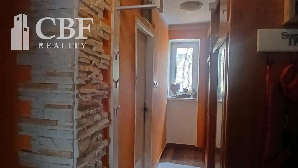 NA PREDAJ- 3 IZBOVÝ BYT S BALKÓNOM NA VARGOVOM POLI