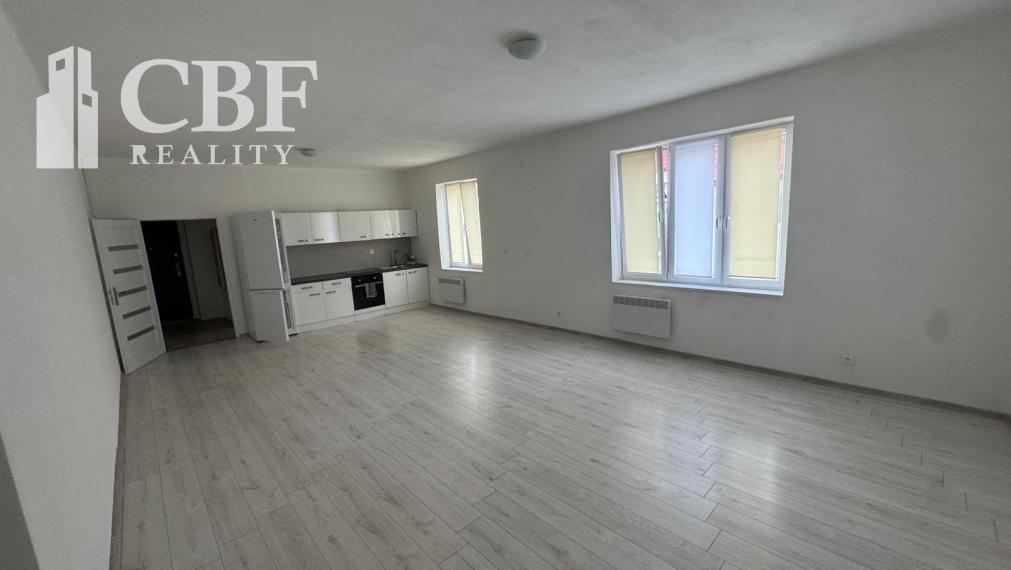 Plešivec-na predaj moderný a priestranný 2-izbový byt po kompletnej rekonštrukcii