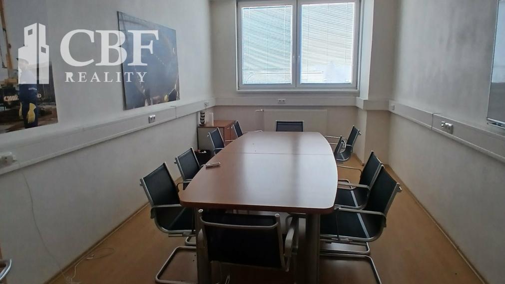 Na prenájom administratívne priestory- Brzotín- Bak
