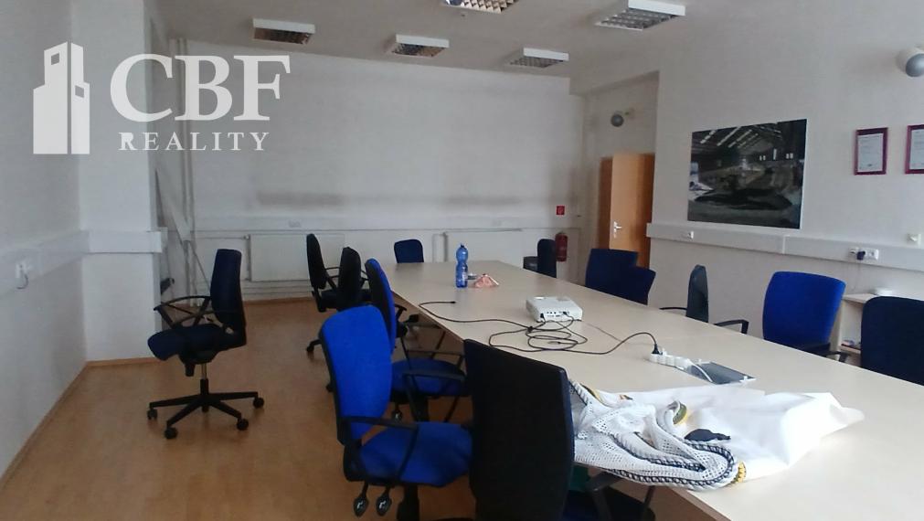 Na prenájom administratívne priestory- Brzotín- Bak