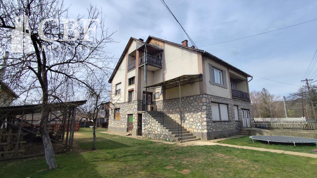 Aggtelek- dvojgeneračný dom na predaj