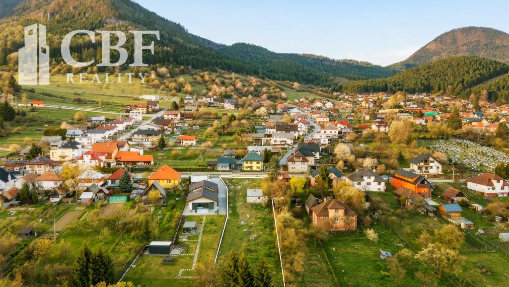 Stavebný pozemok v Ružomberku - Hrboltová - 1 914 m2