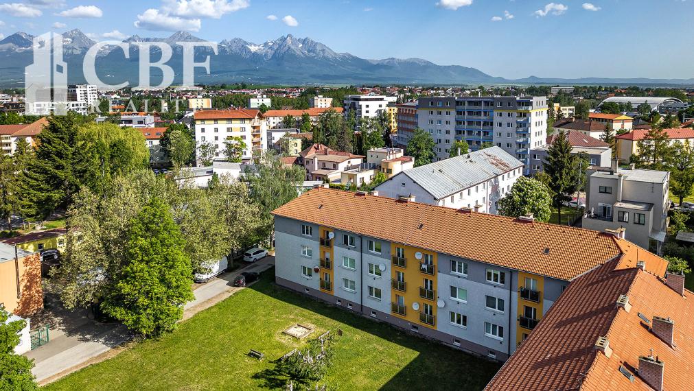 PREDAJ PRAKTICKY RIEŠENÝ 3-IZBOVÝ BYT V OBĽÚBENEJ ČASTI POPRADU