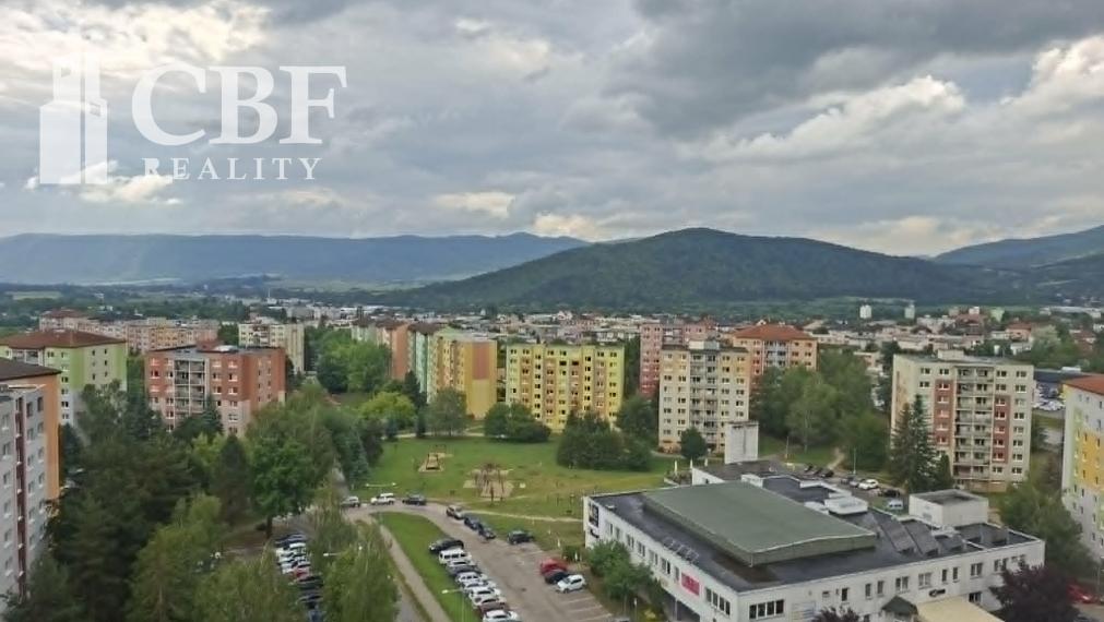 NA PREDAJ KOMPLETNE ZREKONŠTRUOVANÝ 4-IZBOVÝ BYT S BALKÓNOM