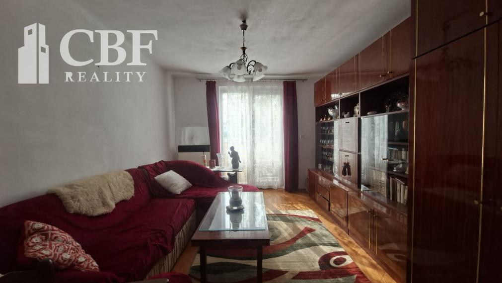NA PREDAJ PRIESTRANNÝ 2-IZBOVÝ BYT S BALKÓNOM, VARGOVÉ POLE