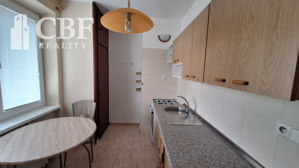 1-IZBOVÝ BYT S BALKÓNOM NA PRENÁJOM